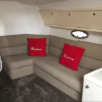 Interior salón sunseeker apache Ibiza Botafoch