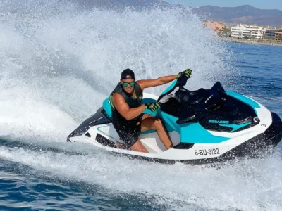 moto de agua puerto banus- Funtaseacharter