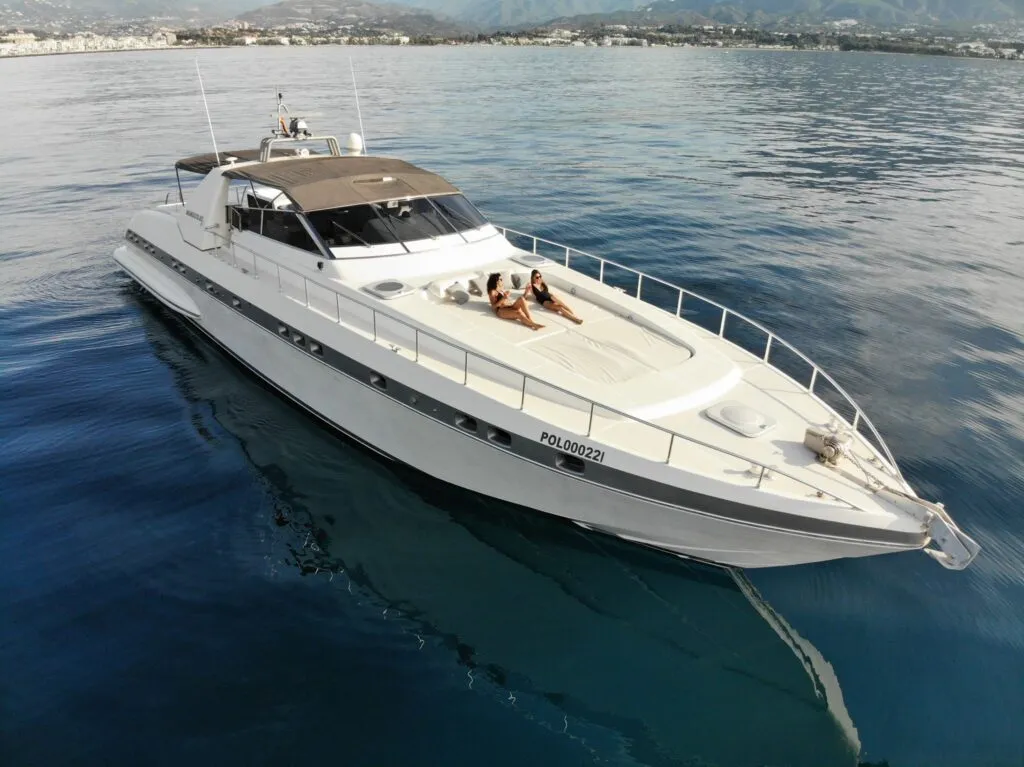 nina funtasea 1 Puerto Banus